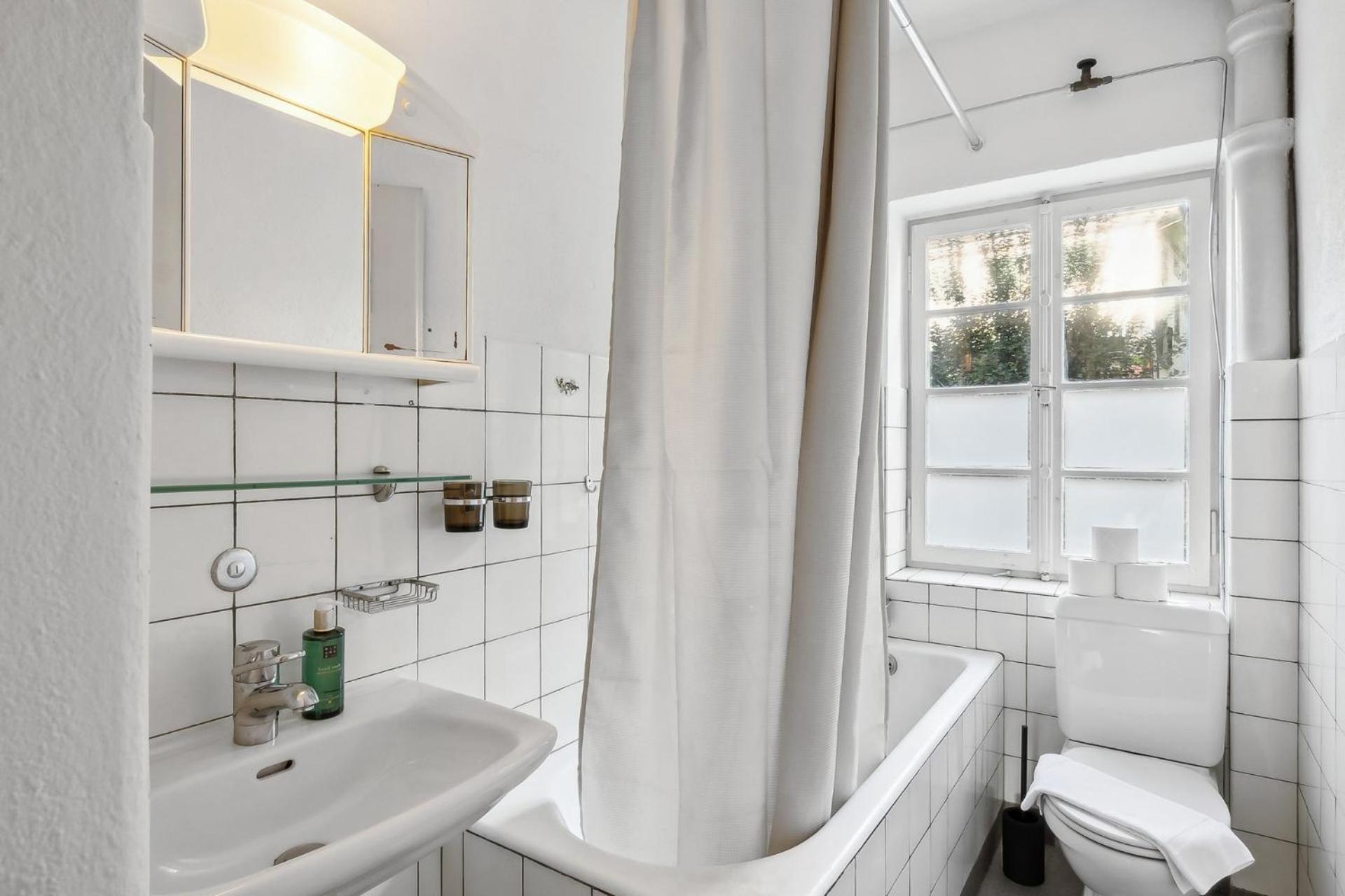 Homey Comfort In Oerlikon Цюрих Екстер'єр фото